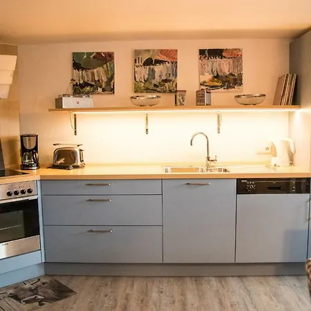Heuser Apartment *